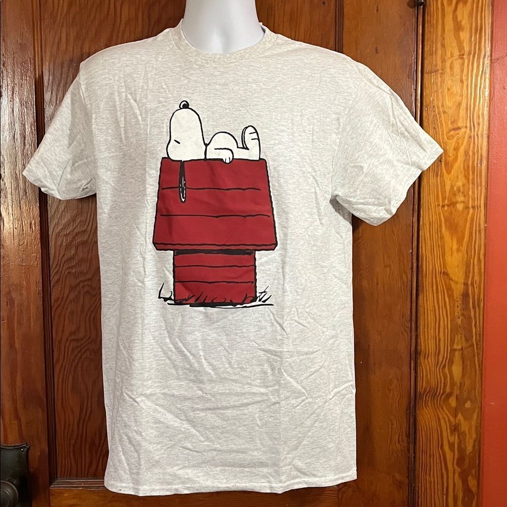 Hybrid Apparel Light Gray Snoopy Short Sleeve Tee